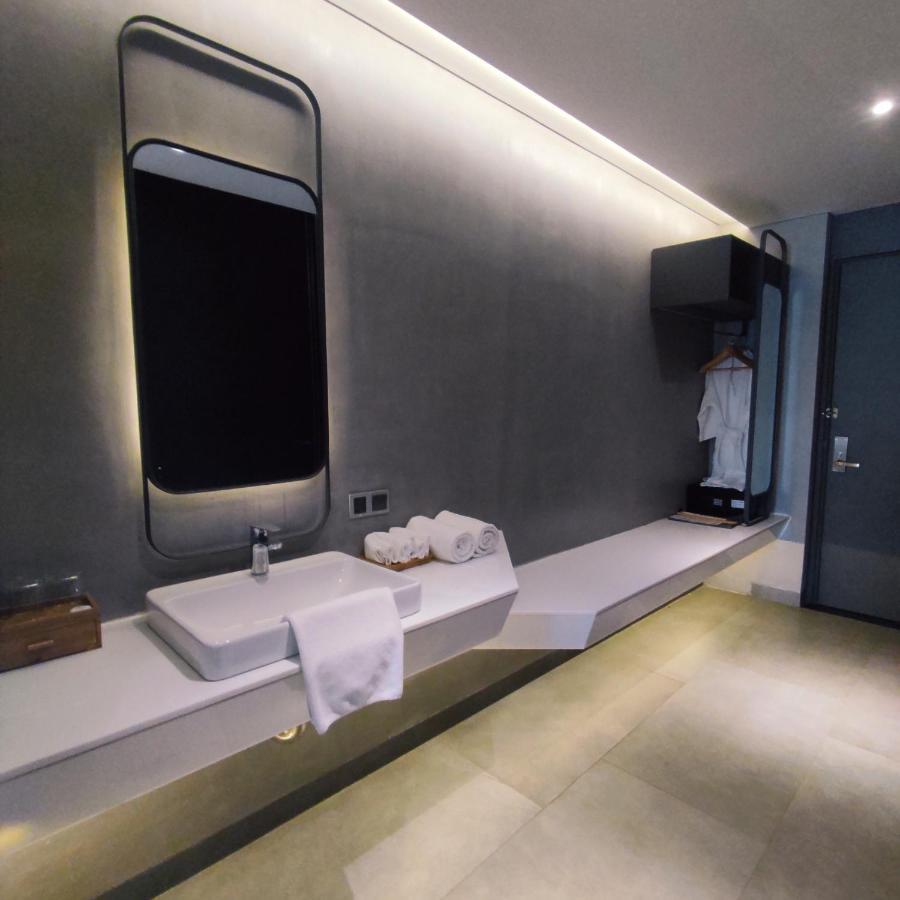 M Beach Hotel Da Nang